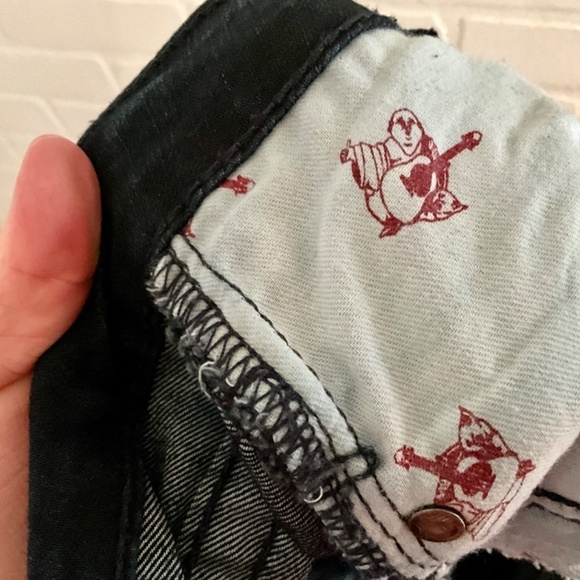 True Religion Women’s Denim Jeans Y2K Rock Low Rise Dark wash Blue Flare 28 - Picture 9 of 16